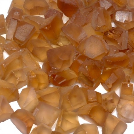 CHAMPAGNE CITRINE 0.5 TO 2 GRAM PIECES.